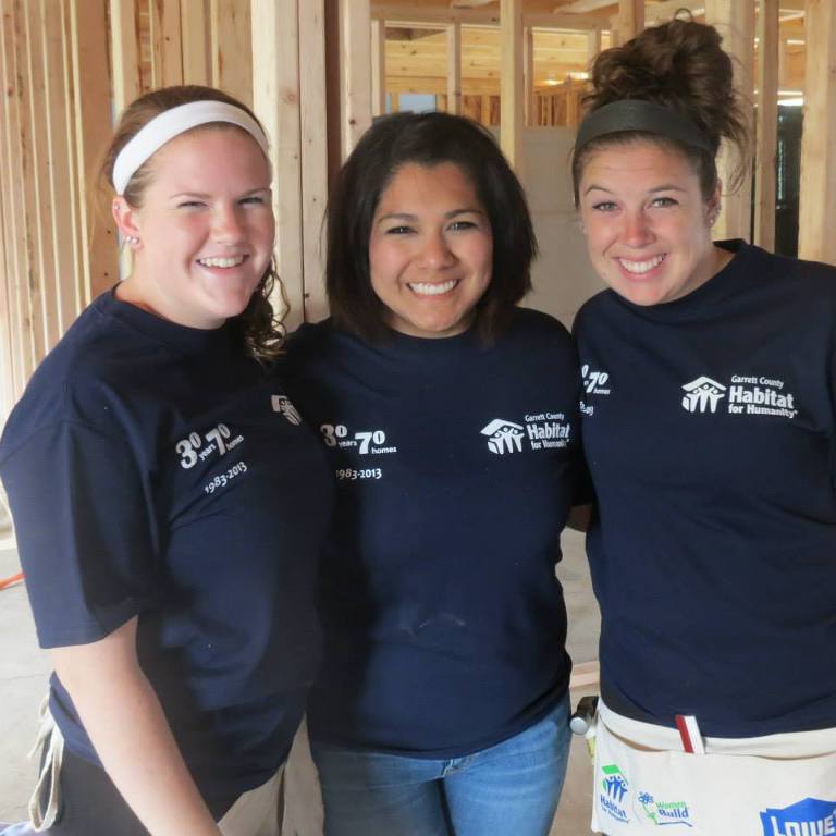 482493_4648268165447_117499344_n